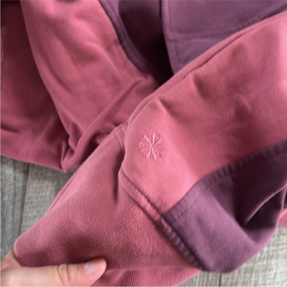 Athleta Size Small Color Block Crewneck Long-Sleeve Top. - Picture 6 of 6